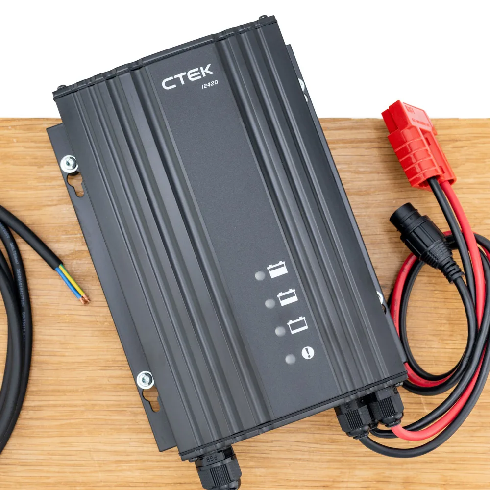 I2420 van CTEK – productfoto