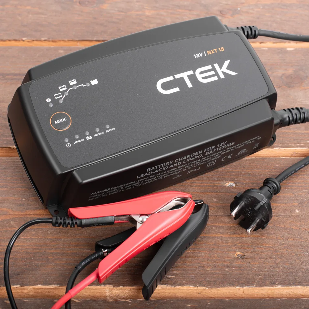 NXT 15 - 12V 15A van CTEK – productfoto