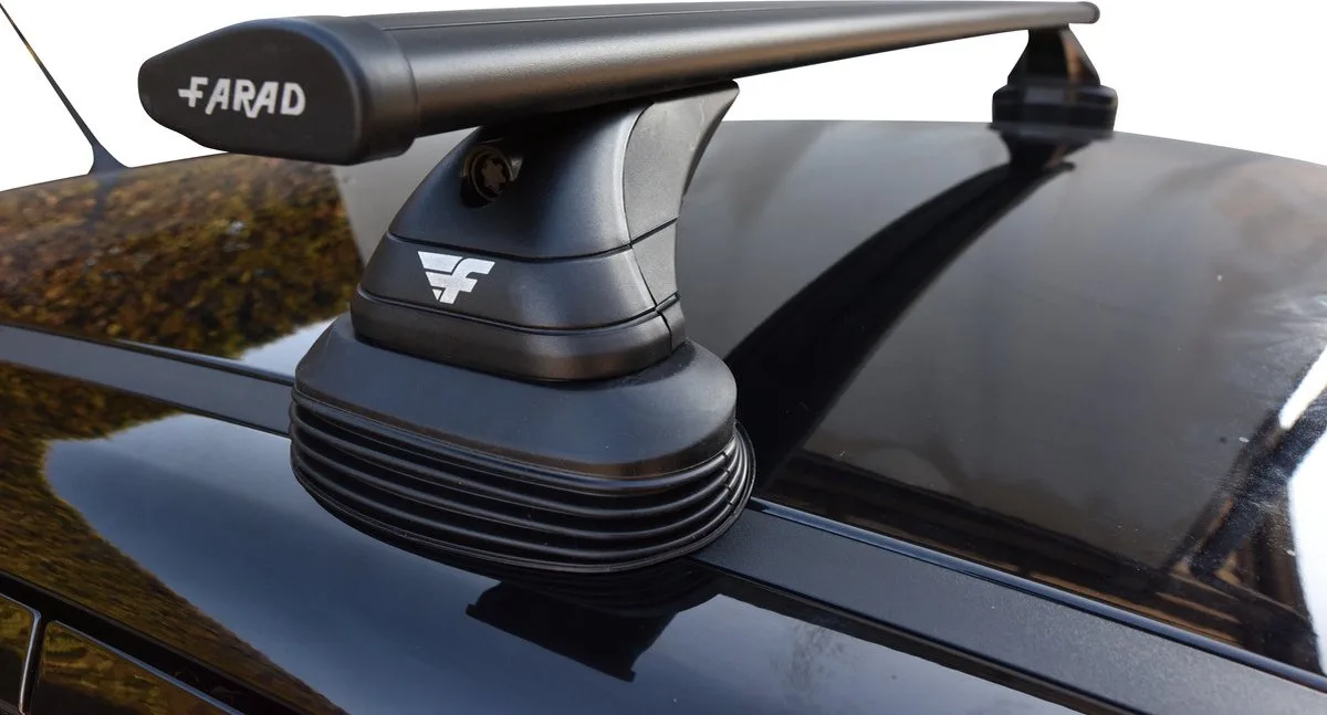 Dakdragers geschikt voor de Chevrolet Orlando vanaf 2011 met fixpoints - Aluminium - Hoog laadvermogen 100kg - Wingbar - Merk Farad de Farad en Noir – photo produit