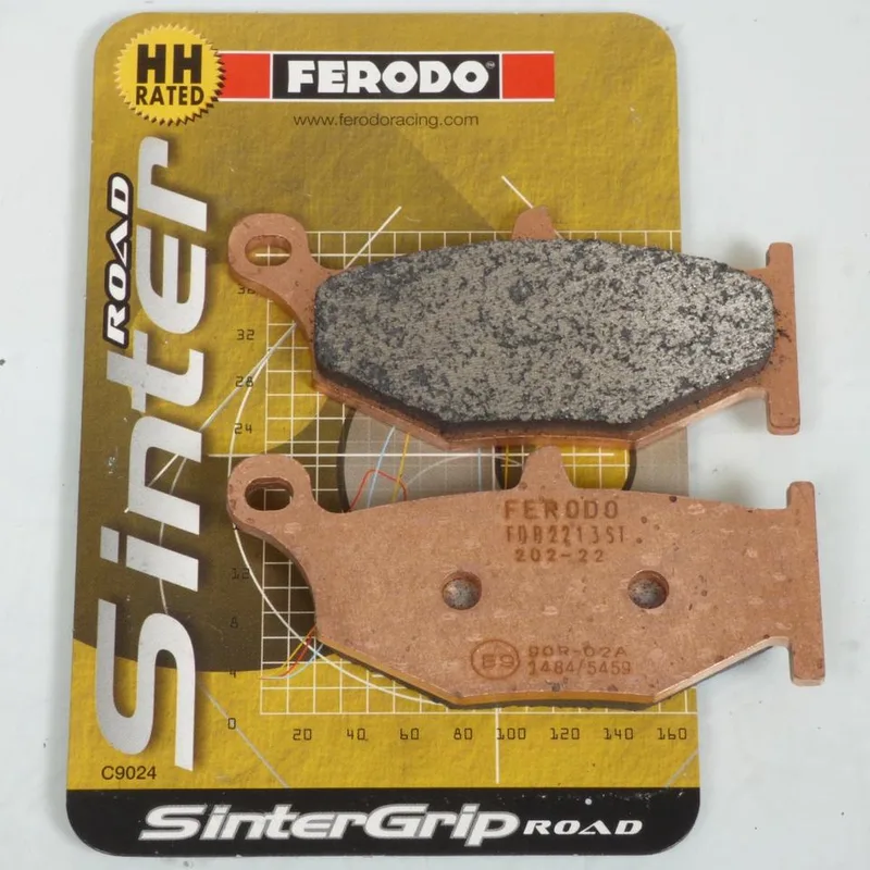 remblok voor suzuki 750 gsx-r 2006 tot 2010 ar / fdb2213st nieuw från Ferodo i Or – produktbild