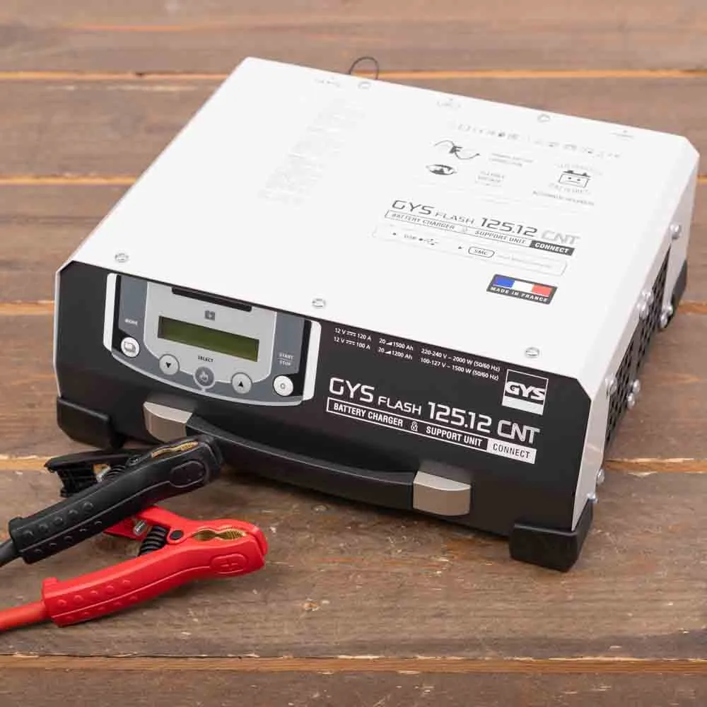 acculader met voeding GYSFLASH 125.12 CNT FV 5M von GYS – Produktfoto