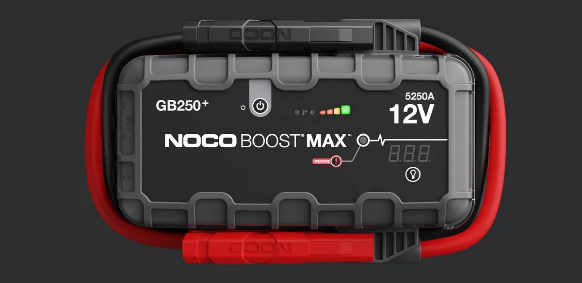 GB250 Boost Max Jumpstarter 5250A van NOCO – productfoto