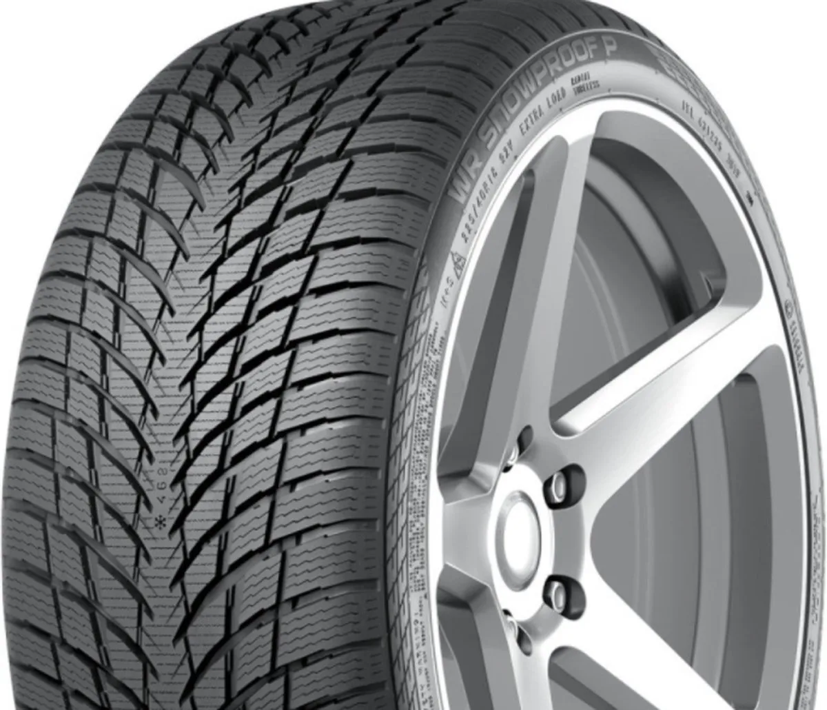 Winterband - 215/50 R17 95V von Nokian – Produktfoto