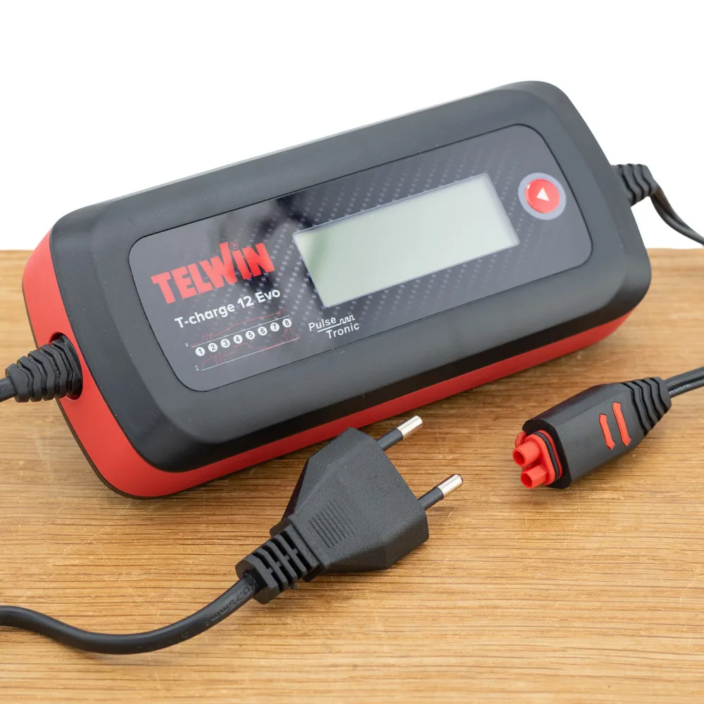 Druppellader/tester T-Charge 12 EVO von Telwin – Produktfoto