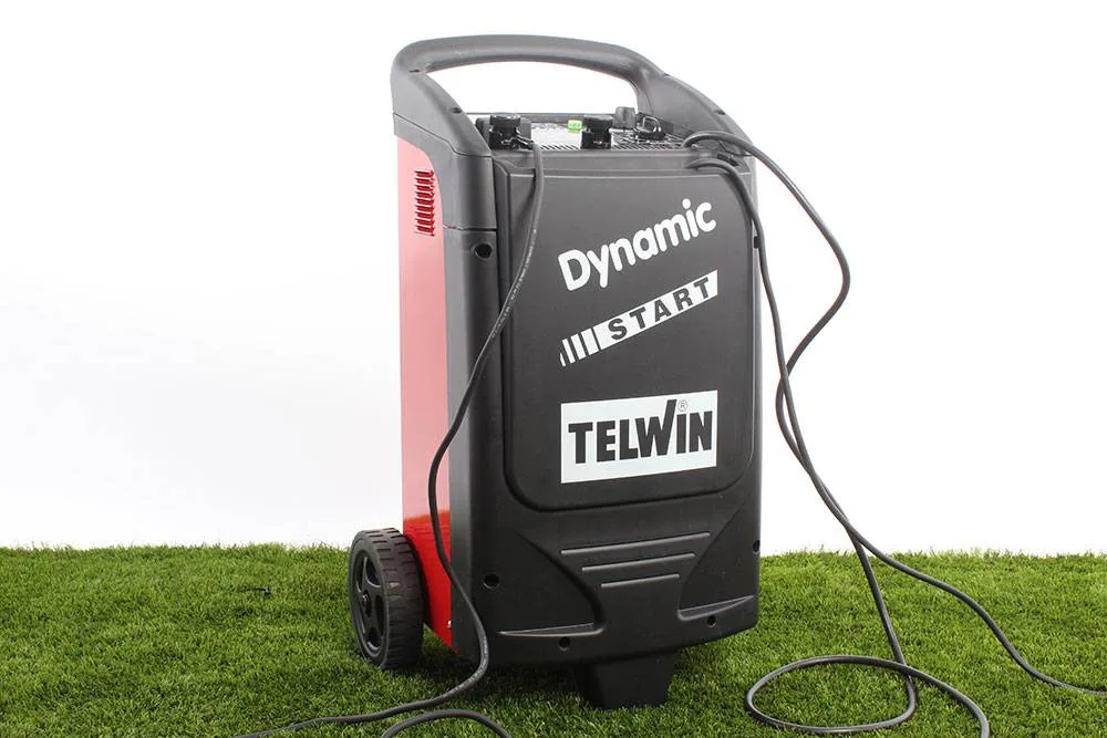 Acculader/booster Dynamic 320 Start 12-24V von Telwin – Produktfoto