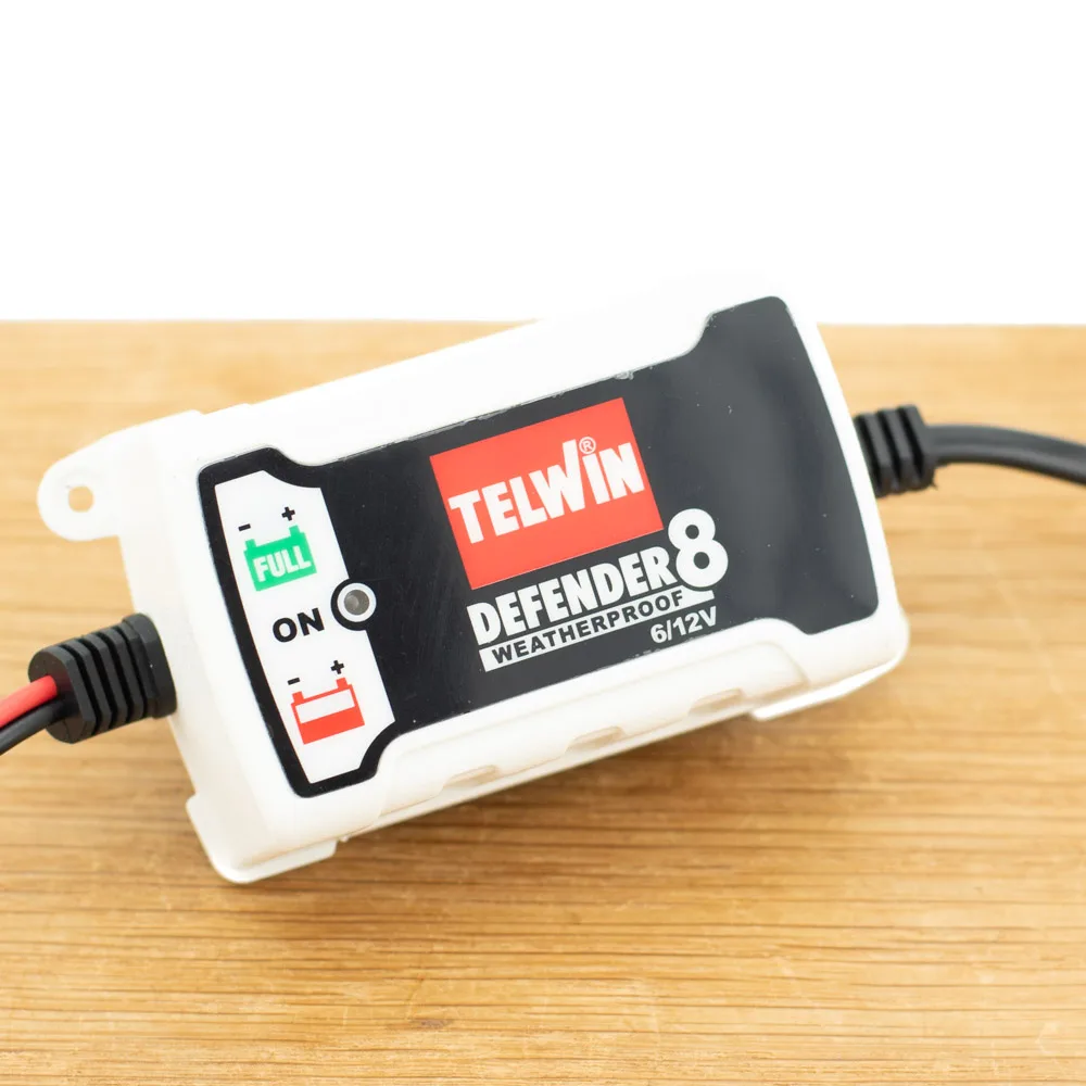 acculader Defender 8 van Telwin – productfoto
